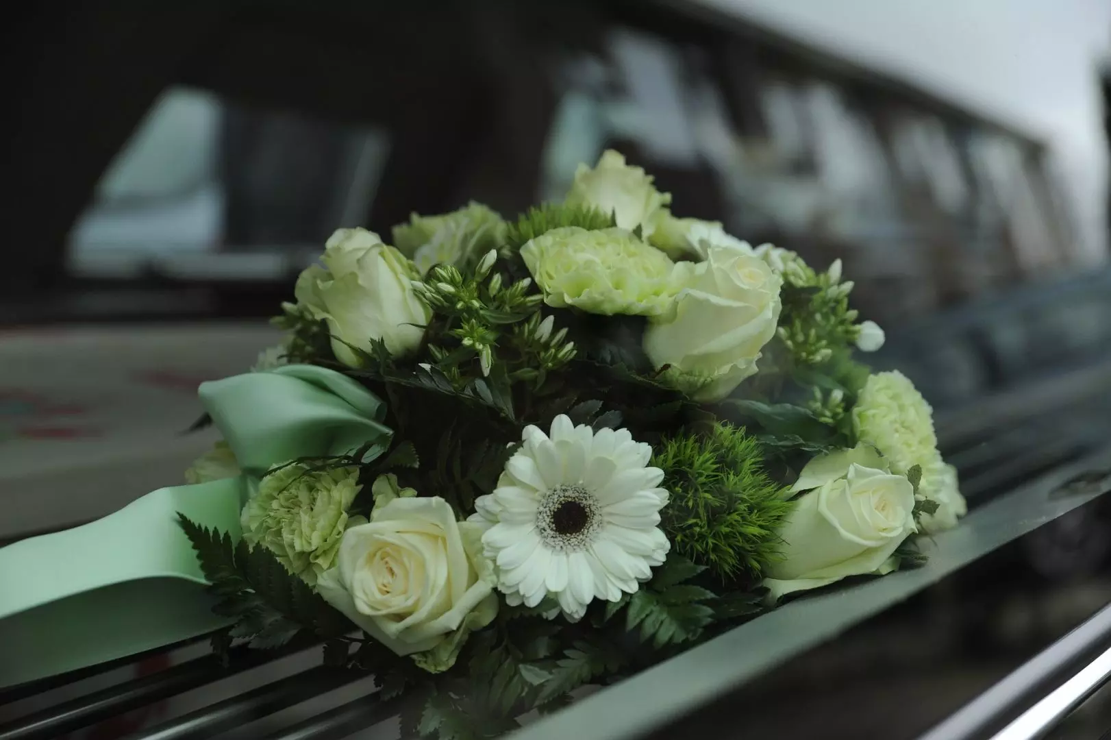 Flowers - How Do You Choose A Funeral Director? Hockley, Essex and London